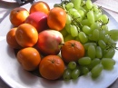 Äpfel, Orangen und Weintrauben