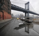 Manhattan Bridge Reflexion