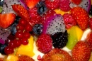 Früchte, Beeren & Sahne - ein köstliches Dessert