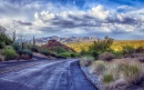 Wolken nähern sich zu Scottsdale, Arizona