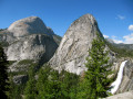 Half Dome, Liberty Cap und Nevada-Wasserfall