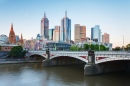Melbourne Horizont und Princes Bridge