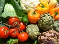 Artischoken, Tomaten, Paprikaschoten, Blumenkohl
