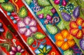 Peruanische Strickblumen