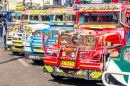 Bunte Jeepneys in Baguio, Philippinen