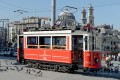 Rote Straßenbahn in Istanbul, Türkei