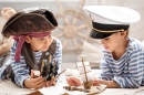 Ein Pirat und ein Seemann