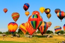Großes Heißluftballon Rennen in Reno Nevada