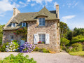 Traditionelles Haus in der französischen Bretagne