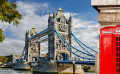 Tower Bridge mit Roten Telefonzellen
