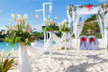 Hochzeitsbogen am Strand