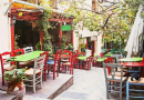 Straßencafe in Athen, Griechenland