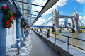 Restaurant mit Blick auf die Tower Bridge