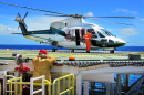 Hubschrauber auf einer Offshore-Ölplattform