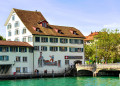 Limmat Embankment in Zürich, Schweiz