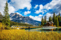 Brücke über den Emerald Lake, Yoho-Nationalpark, Kanada