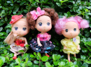 Puppen im Garten