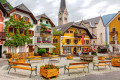 Marktplatz in Hallstatt, Österreich