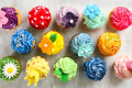 Bunte Cupcakes