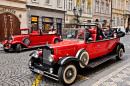 Alte Autos in Prag, Tschechien