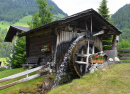 Alte Wassermühle in den Bergen