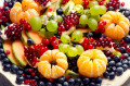 Frisches Obst und Beeren