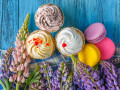 Blumen und Desserts