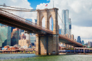 Blick auf Manhattan mit der Brooklyn Bridge