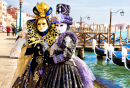 Masken auf dem Markusplatz, Venedig