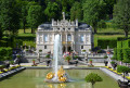Schloss Linderhof mit Springbrunnen, Bayern