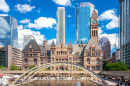 Rathaus von Toronto und Nathan Phillips Square