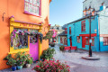 Traditionelle, farbenfrohe irische Häuser