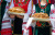 Bulgarischer Gruß mit einem Laib Brot