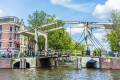 Eine bewegliche Brücke in Amsterdam, Niederlande