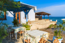 Typisch griechische Taverne auf der Insel Samos