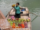 Halong-Bucht Obstverkäuferin