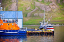 Island Hafen mit Fischerbooten