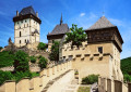 Blick auf die Burg Karlštejn, Tschechien