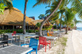 Tropisches Resort auf der Insel La Digue, Seychellen