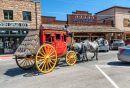 Pferdekutsche mit Touristen in Jackson Hole, WY