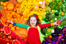 Ein bunter Regenbogen aus frischem Obst und Gemüse