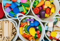 Bunte Spielzeug-Aufbewahrungskörbe