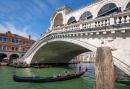 Rialtobrücke in Venedig, Italien