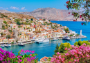 Blick auf die Stadt Symi, Griechenland