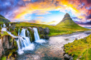 Blick auf den Kirkjufellsfoss-Wasserfall, Island