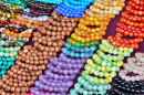 Armbänder aus Halbedelsteinen