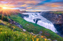 Wunderschöner Blick auf den Gullfoss-Wasserfall, Island