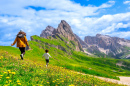 Wunderschöner Sommertag in den Dolomiten, Italien